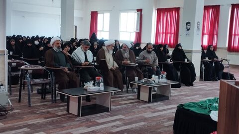 تصاویر / مراسم آغاز سال تحصیلی حوزه علمیه خواهران،با حضور نماینده ولی فقیه در استان قزوین