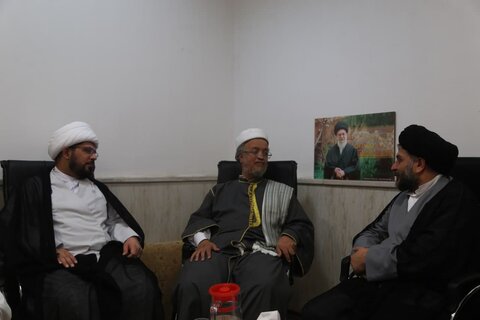 تصاویر/ دیدار دکتر عصام العماد مستبصر یمنی با مدیر حوزه علمیه خوزستان