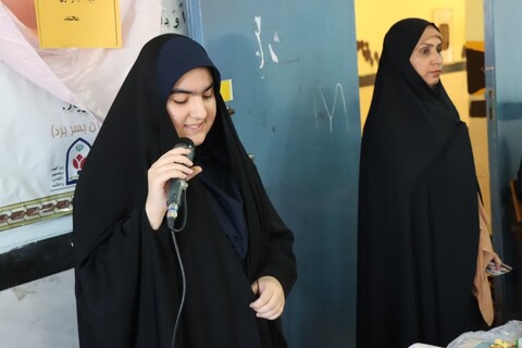 حضور امام جمعه عالیشهر بین دانش آموزان مدرسه دخترانه ام السلمه (س)