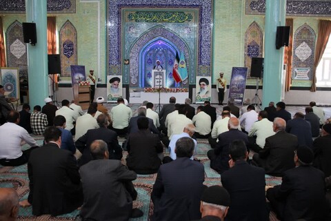 تصاویر/  اقامه نماز جمعه شهرستان تکاب