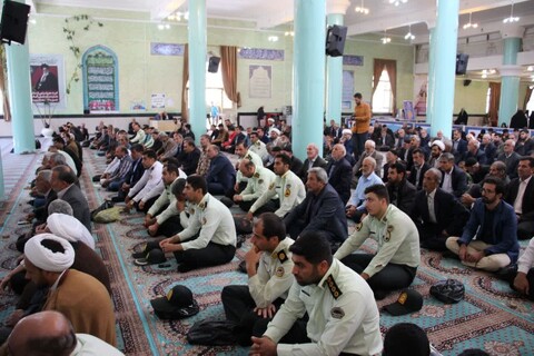 تصاویر/  اقامه نماز جمعه شهرستان تکاب