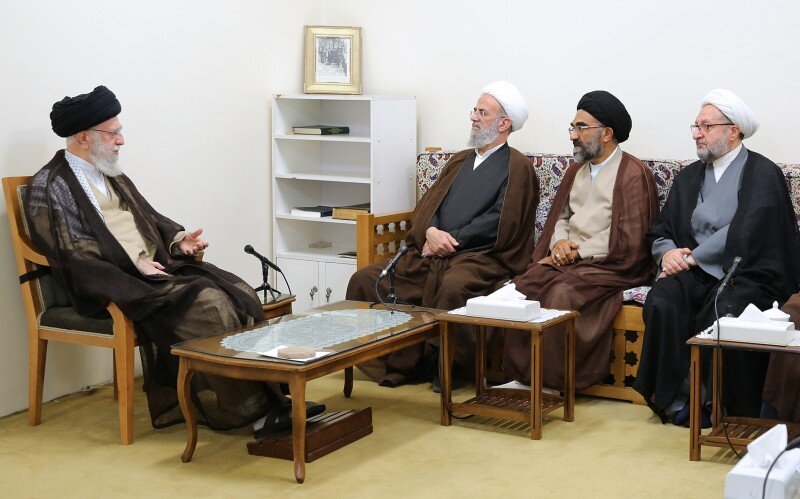 النصّ الكامل لكلمة الإمام الخامنئي في لقاء أعضاء مؤتمر تكريم المرحوم آية الله محمَّد علي ناصري النصّ الكامل لكلمة الإمام الخامنئي في لقاء أعضاء مؤتمر تكريم المرحوم آية الله محمَّد علي ناصري