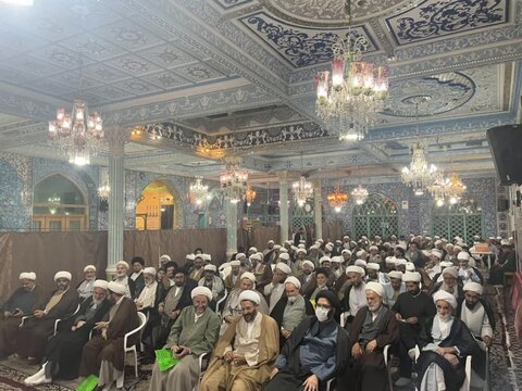 تصاویر / جشنواره نغمه های معنوی ودیدار با ائمه جماعات استان به مناسبت هفته وقف