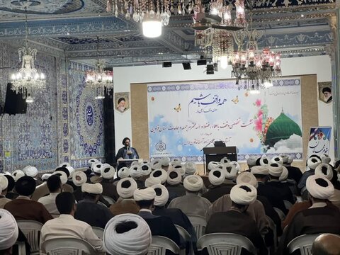تصاویر / جشنواره نغمه های معنوی ودیدار با ائمه جماعات استان به مناسبت هفته وقف