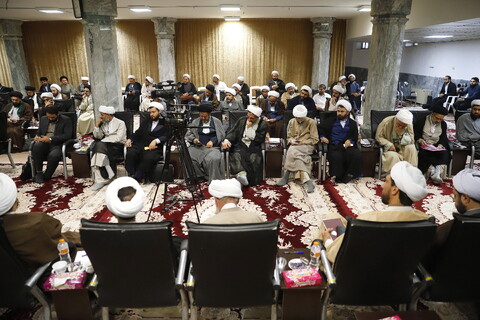 نشست جمعی از اساتید حوزه علمیه با آیت الله اعرافی