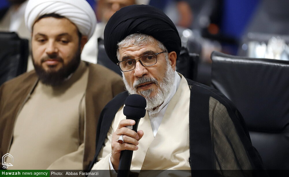 در نشست اساتید برتر حوزه های علمیه با آیت الله اعرافی چه گذشت؟