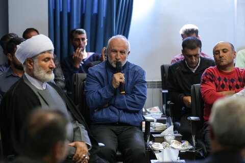 تصاویر / دیدار جمعی از عشایر با نماینده ولی فقیه در استان قزوین