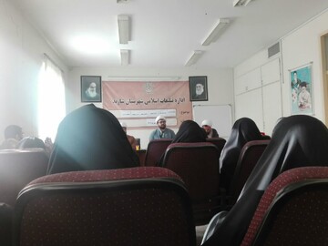 مبارزه با تحریف‌ها و بدعت‌ها از وظایف علماست