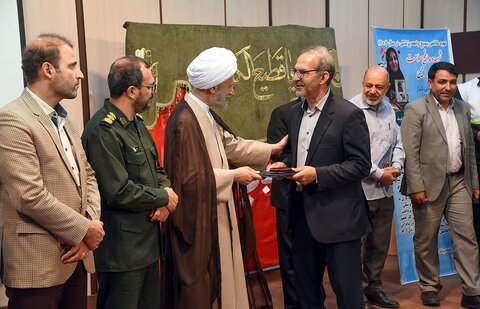 تصاویر| آئین تجلیل از خادمین سلامت کنگره عظیم اربعین حسینی ۱۴۰۲