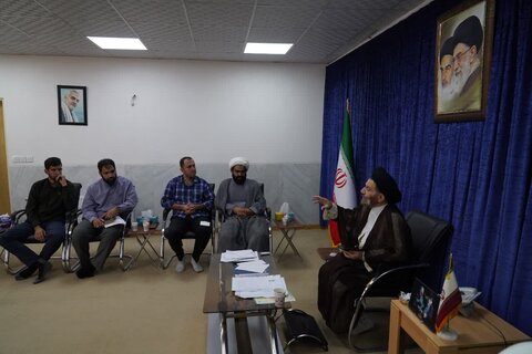 تصاویر جلسه شورای راهبردی مشورتی دفتر نماینده ولی فقیه در لرستان