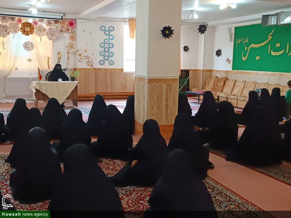 نبی مکرّم اسلام اقیانوس فضائل اخلاقی بودند