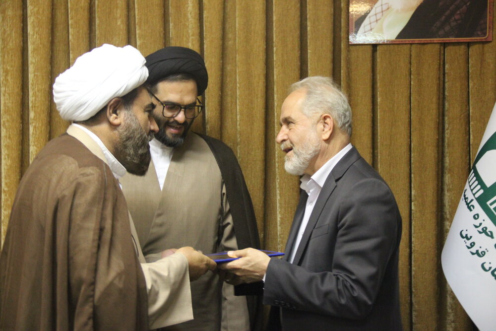 آمادگی حوزه علمیه قزوین در جهت ترویج فرهنگ وقف در جامعه