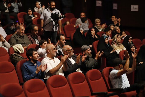 تصاویر/ مراسم رونمایی و اکران فیلم اخت الرضا در قم