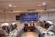تصاویر/ نشست مشاور رئیس جمهور در امور روحانیت با نهادهای حوزوی فارس
