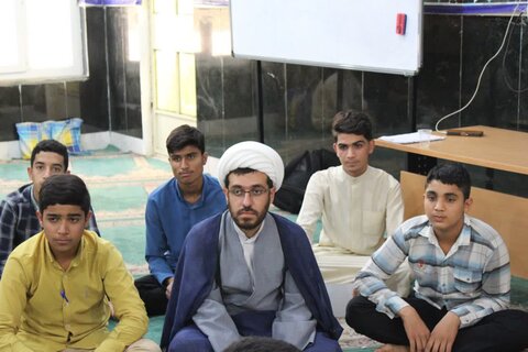 تصاویر/ آیین اختتامیه دوره میثاق طلبگی(۱) حوزه علمیه خوزستان برگزار شد