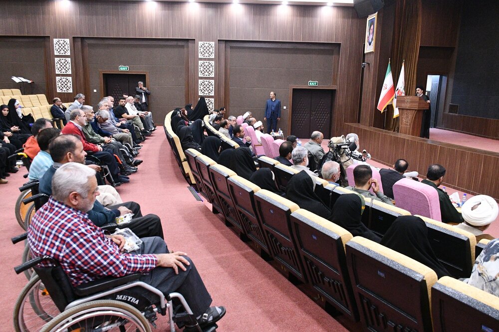 همسران جانبازان اسوههای گمنام در زمینه ایثار، مقاومت و پایداری هستند