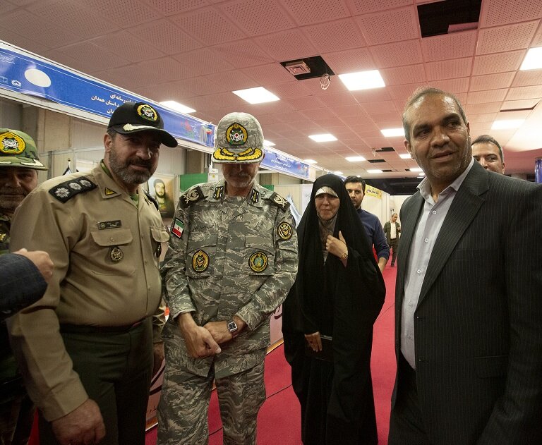 امیر سرتیپ فولادی: ۸۵ درصد روحانیون در جبهه های حق علیه باطل حضور داشتند