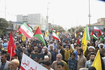 فیلم | راهپیمایی نمازگزاران قمی در حمایت از مردم فلسطین