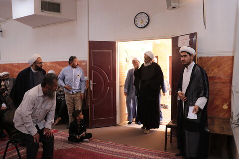 تصاویر| بازدید مشاور رئیس جمهور در امور روحانیت از مدرسه علمیه منصوریه و حضور در جمع طلاب