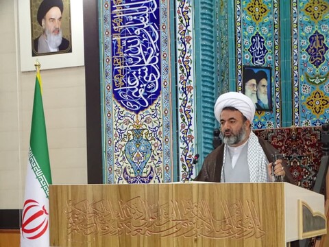 تصاویر/ نماز جمعه امروز شهرستان چهاربرج