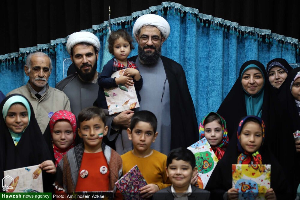 دیدار متفاوت امام جمعه همدان با نوههای شهدا