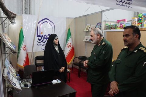خبرگزاری حوزه در دوازدهمین نمایشگاه دفاع مقدس استان همدان