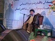 انقلاب اسلامی برخواسته از اراده مردم با انگیزه‌های دینی و ایمانی برای تحقق ارزش‌های الهی و اسلامی است