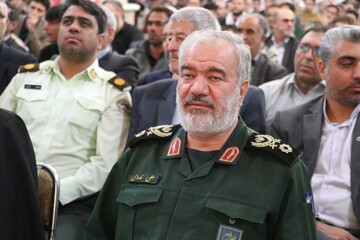 تصاویر/  اجلاسیه ۳۸۰ شهید شهرستان بناب