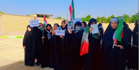 تجمع همزمان بانوان حوزوی خوزستان در حمایت از فلسطین