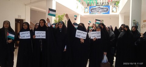 اجتماع طلاب مدارس علمیه خواهران شهرستان مراغه در دفاع از مردم مظلوم فلسطین