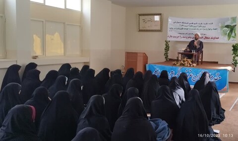 تصاویر/ نشست بصیرت سیاسی و بررسی حوادث اخیر در مدرسه علمیه صادقیه تبریز
