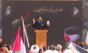 فیلم | رجزخوانی حماسی میثم مطیعی در حمایت از مردم فلسطین در حرم مطهر رضوی