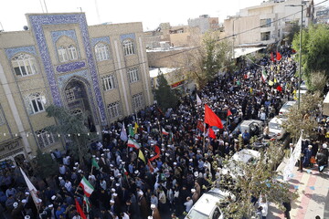 تصاویر/ راهپیمایی طلاب و مردم انقلابی قم در محکومیت حمله وحشیانه رژیم صهیونیستی به ملت مظلوم و بی‌دفاع غزه