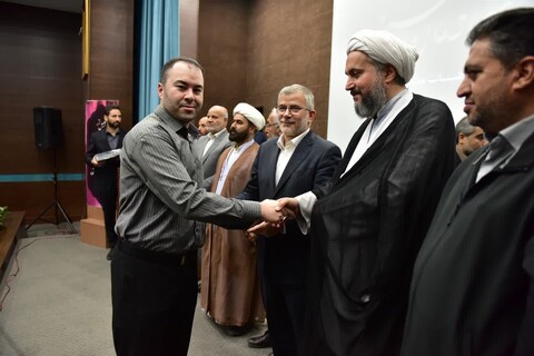تصاویر/مراسم تجلیل از خادمان حسینی