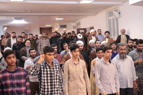 تصاویر| درس اخلاق و اجتماع طلاب مدرسه علمیه منصوریه در محکومیت حمله رژیم صهیونیستی