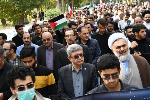 تجمع دانشگاهیان ارومیه در حمایت از مردم مظلوم فلسطین و محکومیت جنایت رژیم غاصب صهیونیستی
