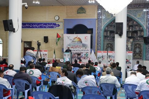 تصاویر/  تجمع امدادگران سلامت ارومیه  در محکومیت قتل عام مردم غزه و گرامیداشت مقام شهدای امدادگر فلسطینی