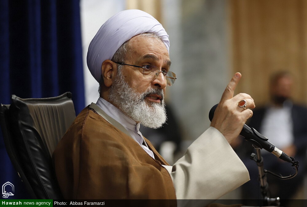 گزارشی از گفت و شنود آیت الله اعرافی با مبلغان برتر و مطرح حوزوی