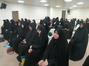 جلسه بصیرتی فارغ التحصیلان و فعالان فرهنگی حوزه های علمیه خواهران برگزار شد