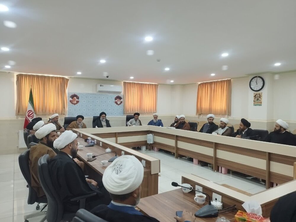 همه وظیفه داریم برای مشارکت حداکثری مردم در انتخابات تلاش کنیم