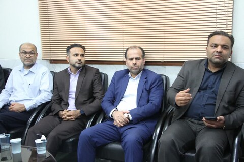 دیدار مدیر کل و جمعی از کارکنان ورزش جوانان استان با امام جمعه بوشهر