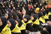 تصاویر/ اعزام اولین کاروان دانش آموزان دختر یزدی به راهیان نور
