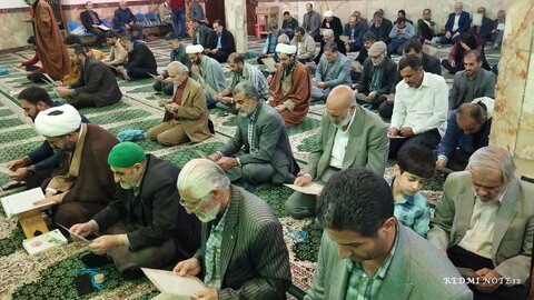 تصاویر برگزاری محفل انس با قرآن در الیگودرز