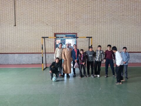 تصاویری از اجرای برنامه ها در مدرسه علمیه نورآباد