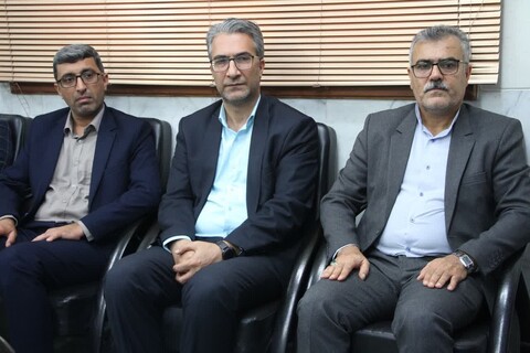 دیدار مدیر کل و کارکنان بیمه سلامت با امام جمعه بوشهر
