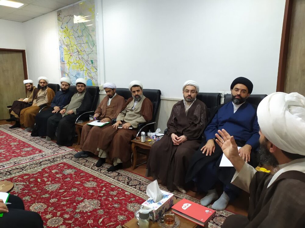 نشست هم اندیشی مدیران مدارس علمیه قرآنی استان خوزستان برگزار شد