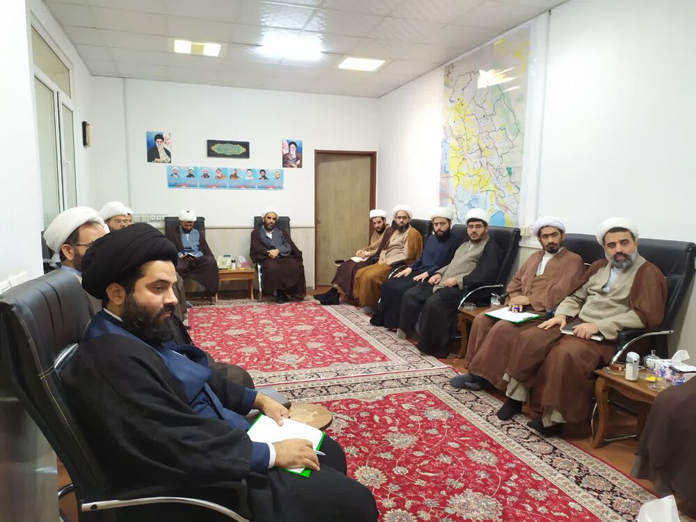 نشست هم اندیشی مدیران مدارس علمیه قرآنی استان خوزستان برگزار شد