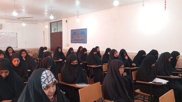 طلاب با تبلیغ فرهنگ مقاومت با مردم مظلوم غزه همراهی کنند