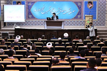 تصاویر/ سلسله نشست های شرح و تفسیر نهج البلاغه با بیان نماینده ولی‌فقیه در آذربایجان غربی