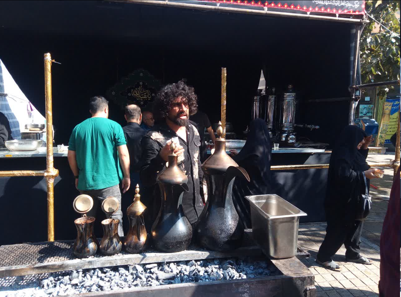 حرمی که محبانی از سراسر جهان دارد